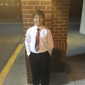 Meet your Posher, Levi